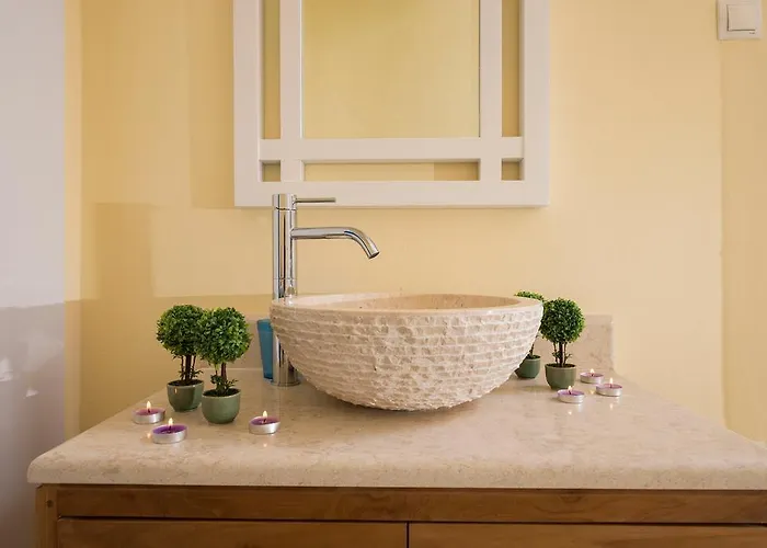 Penelopi 3* ハニア